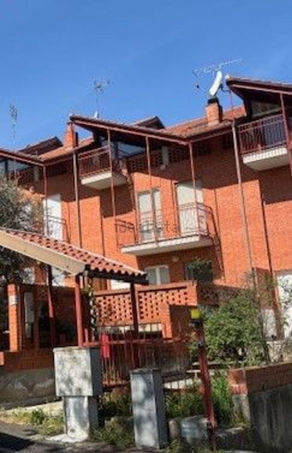 casa indipendente in vendita a Verzuolo