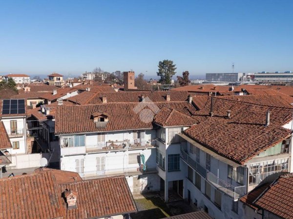 casa indipendente in vendita a Verzuolo in zona San Bernardo
