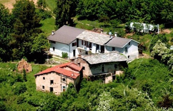 casa indipendente in vendita a Verzuolo in zona Villanovetta