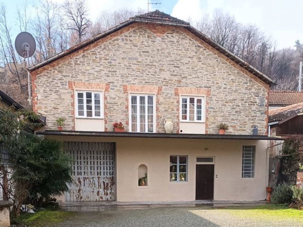 casa indipendente in vendita a Verzuolo