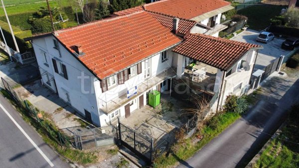 casa indipendente in vendita a Verzuolo in zona Villanovetta
