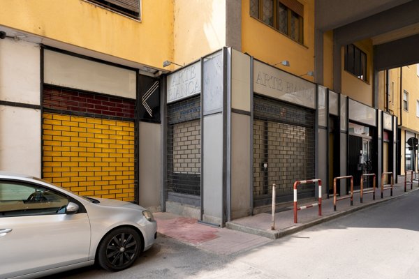 locale commerciale in vendita a Verzuolo