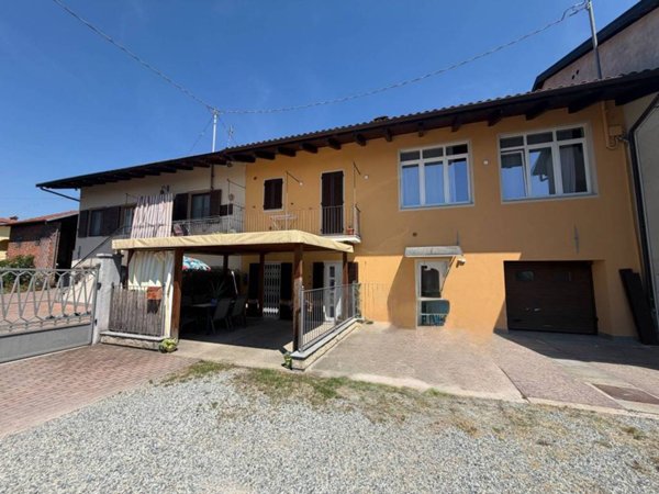 appartamento in vendita a Verzuolo in zona Falicetto