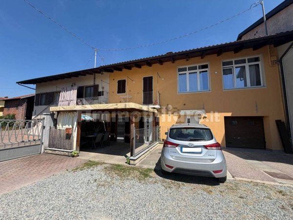 appartamento in vendita a Verzuolo in zona Falicetto