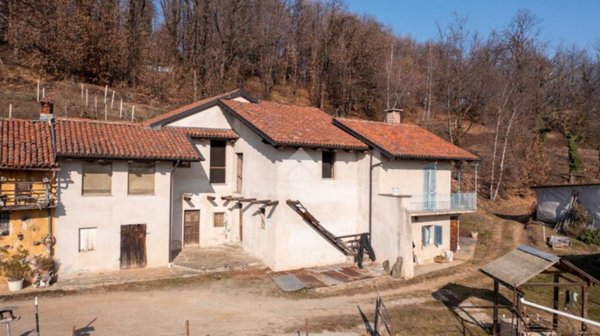 casa indipendente in vendita a Verzuolo in zona Villanovetta