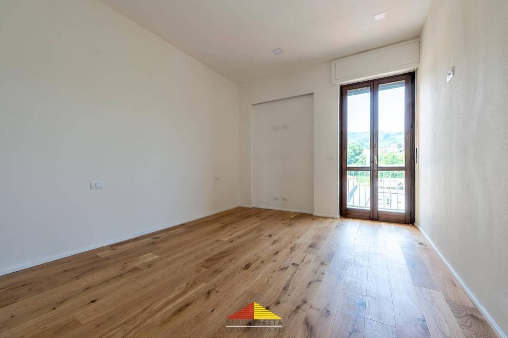 appartamento in vendita a Verzuolo in zona Villanovetta