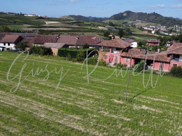 terreno agricolo in vendita a Vezza d'Alba in zona Riassolo
