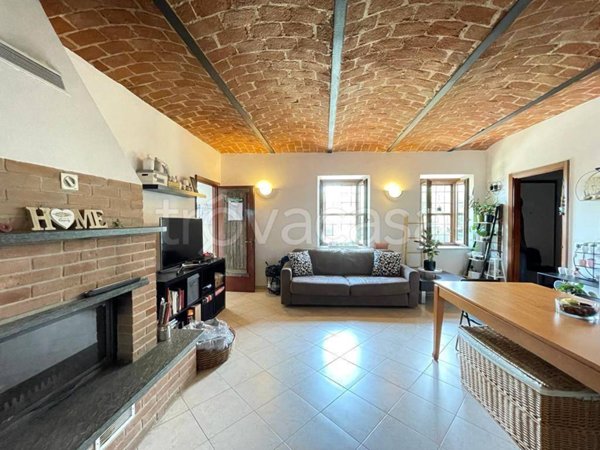 casa indipendente in vendita a Vezza d'Alba