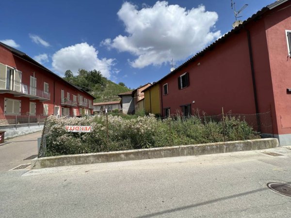 casa indipendente in vendita a Vezza d'Alba