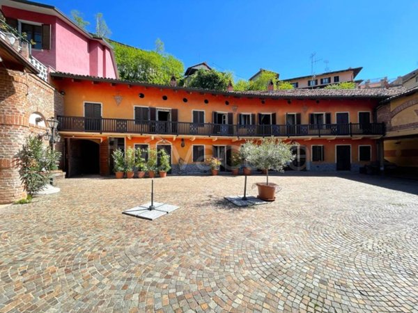 casa indipendente in vendita a Vezza d'Alba
