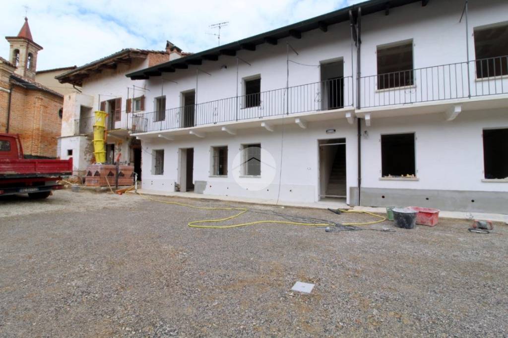 casa indipendente in vendita a Vezza d'Alba