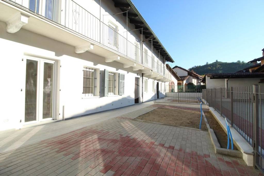 casa indipendente in vendita a Vezza d'Alba