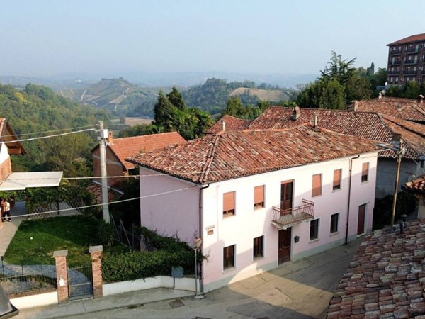 casa indipendente in vendita a Vezza d'Alba