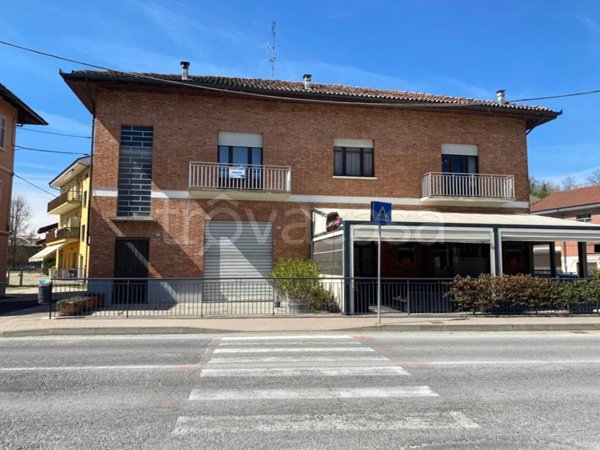 casa indipendente in vendita a Vezza d'Alba