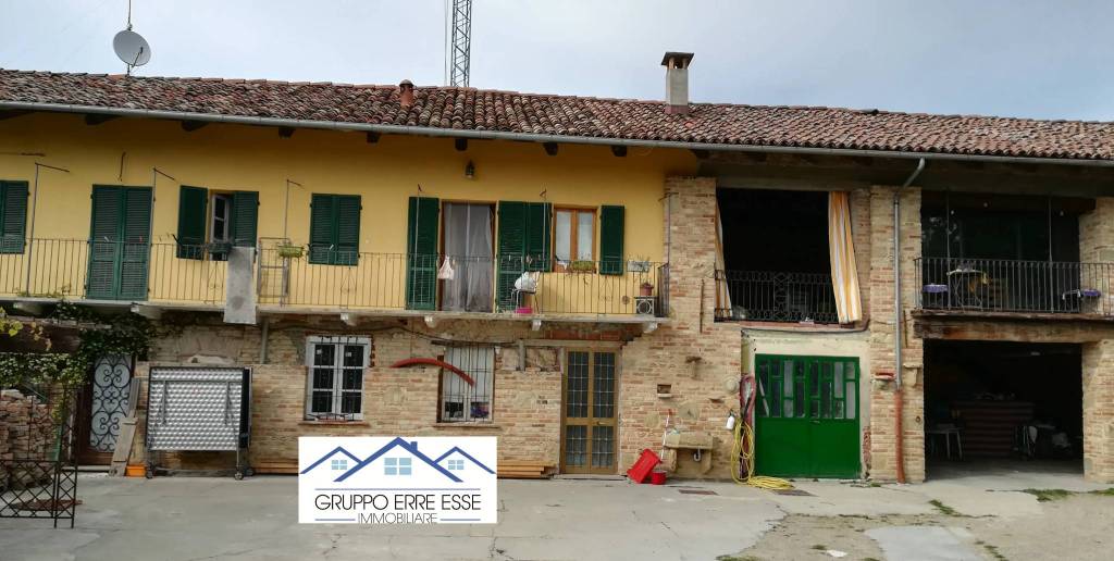casa indipendente in vendita a Vezza d'Alba