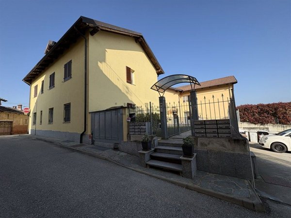 appartamento in vendita a Vezza d'Alba