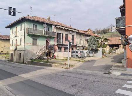 casa indipendente in vendita a Vezza d'Alba in zona Riassolo