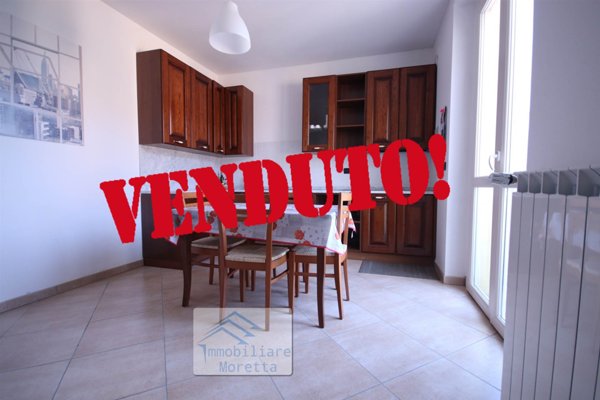 appartamento in vendita a Vezza d'Alba in zona Riassolo