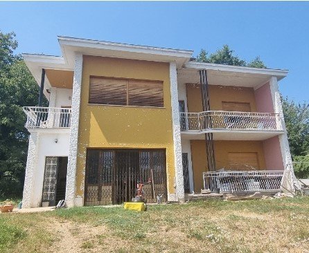 casa indipendente in vendita a Vicoforte