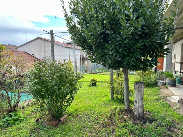 casa indipendente in vendita a Vicoforte