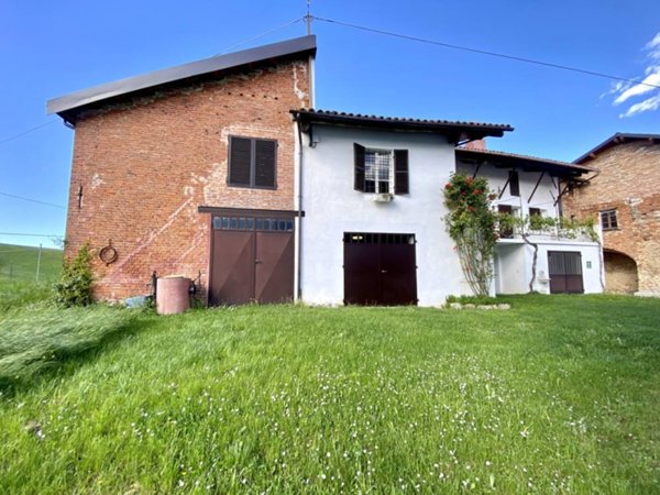 casa indipendente in vendita a Vicoforte