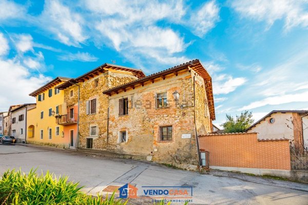 casa semindipendente in vendita a Vicoforte