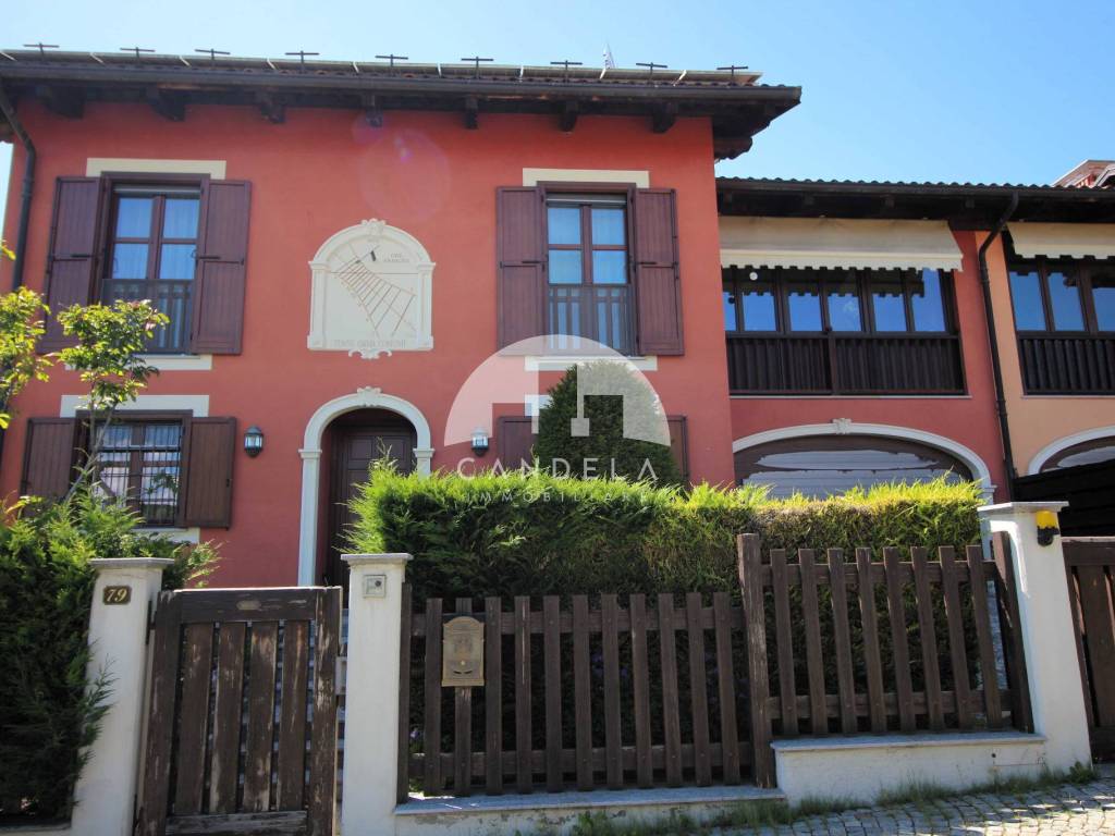 casa indipendente in vendita a Vicoforte