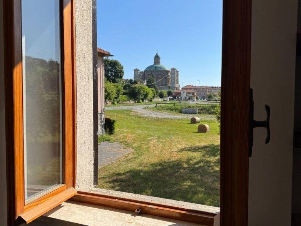 casa indipendente in vendita a Vicoforte in zona Santuario