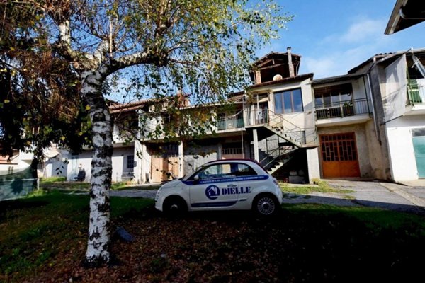 casa indipendente in vendita a Vicoforte