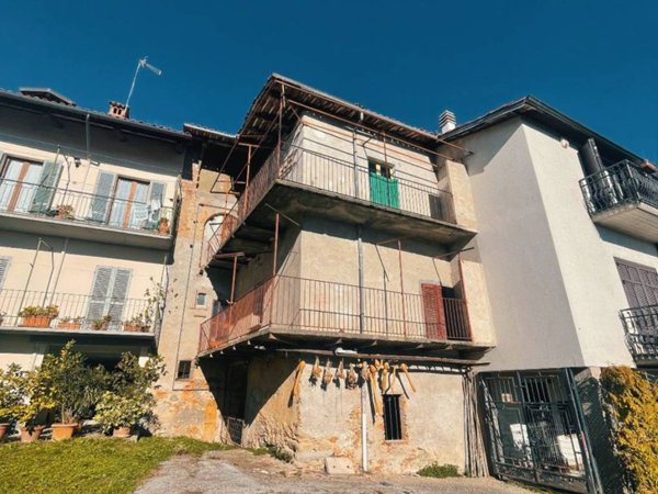 casale in vendita a Vicoforte in zona Santuario