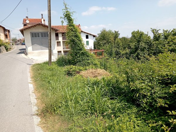 casa indipendente in vendita a Vicoforte