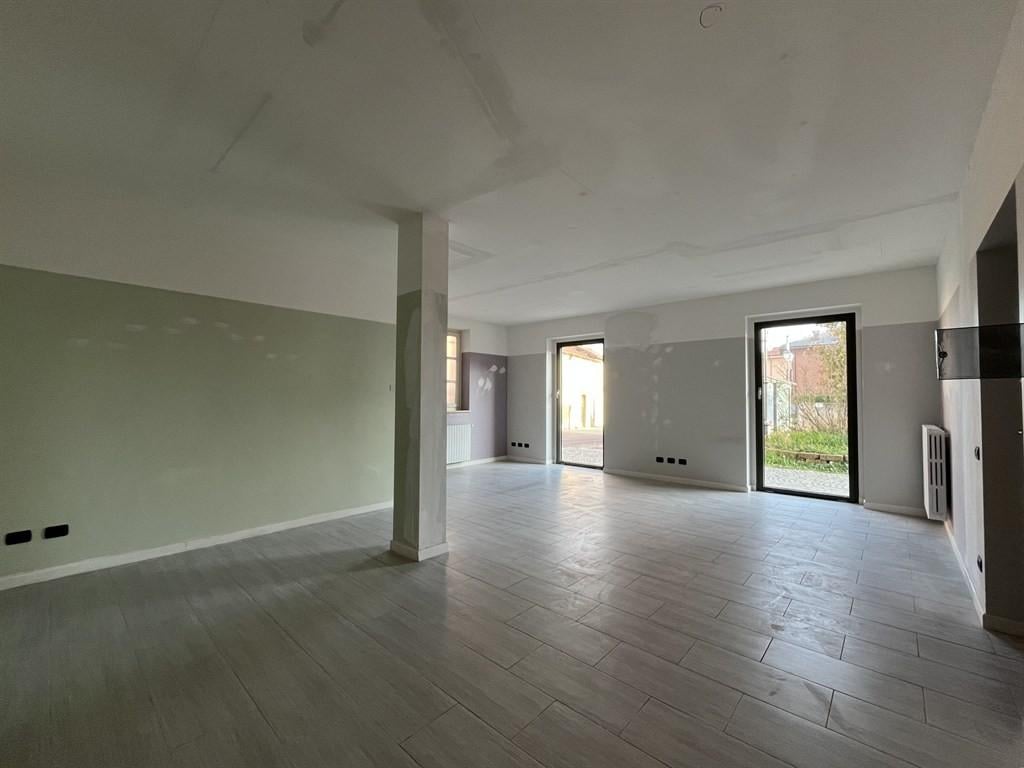 locale commerciale in vendita a Vicoforte in zona Fiamenga