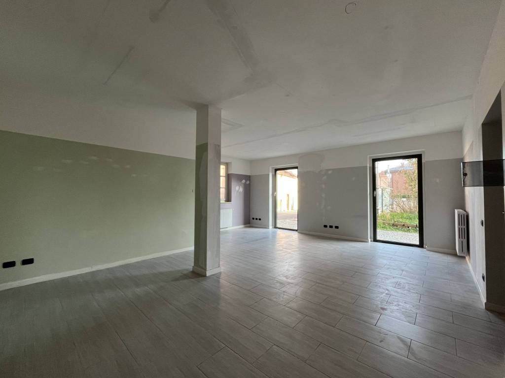 negozio in vendita a Vicoforte in zona Fiamenga