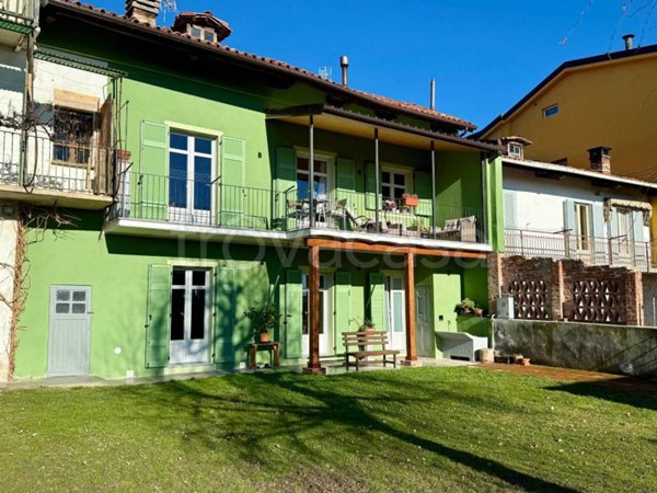 casa indipendente in vendita a Vicoforte in zona Fiamenga