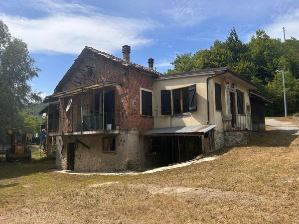 casa indipendente in vendita a Vicoforte in zona Moline
