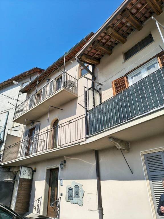 casa indipendente in vendita a Vicoforte