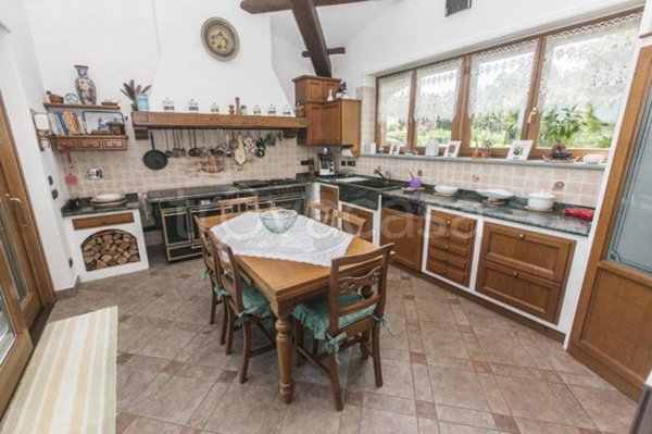 casa indipendente in vendita a Vicoforte in zona Santuario