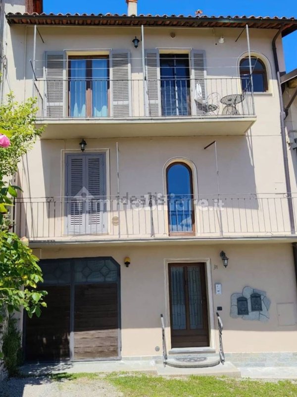 casa indipendente in vendita a Vicoforte in zona Fiamenga