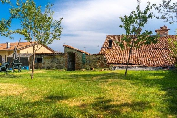 esavano in vendita a Vicoforte