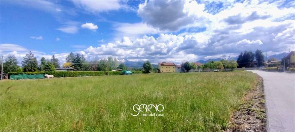 terreno edificabile in vendita a Vignolo