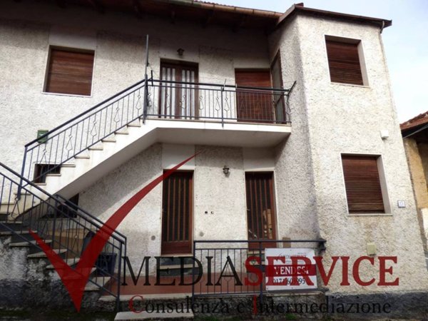 casa indipendente in vendita a Vignolo
