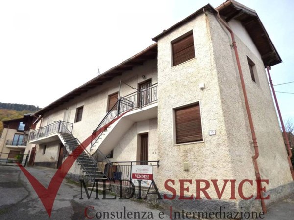 casa indipendente in vendita a Vignolo