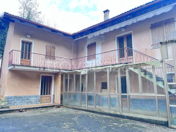 casa indipendente in vendita a Vignolo