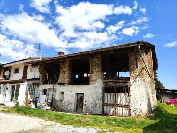 casa indipendente in vendita a Vignolo