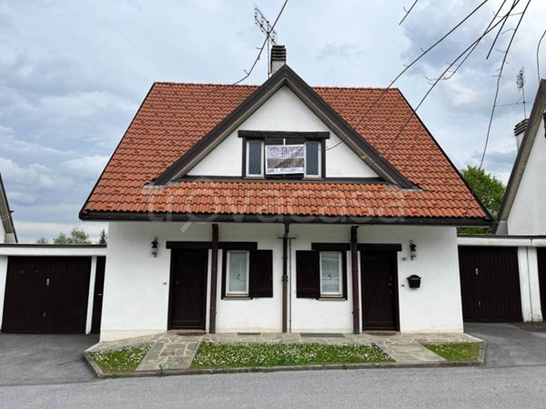 casa indipendente in vendita a Vignolo