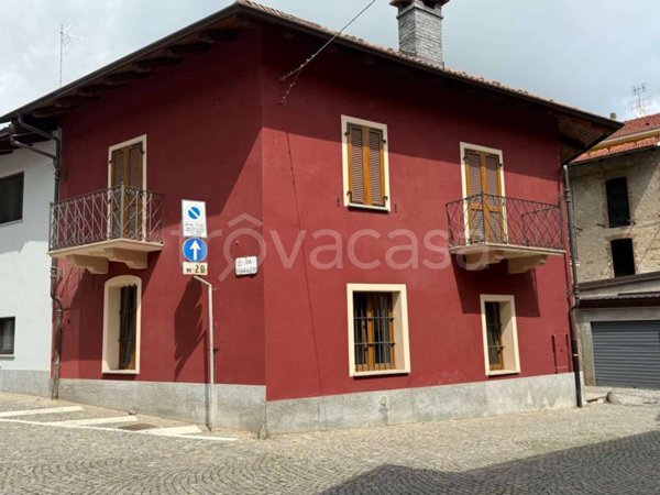 casa indipendente in vendita a Vignolo