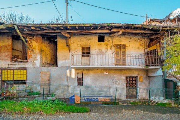 casale in vendita a Vignolo