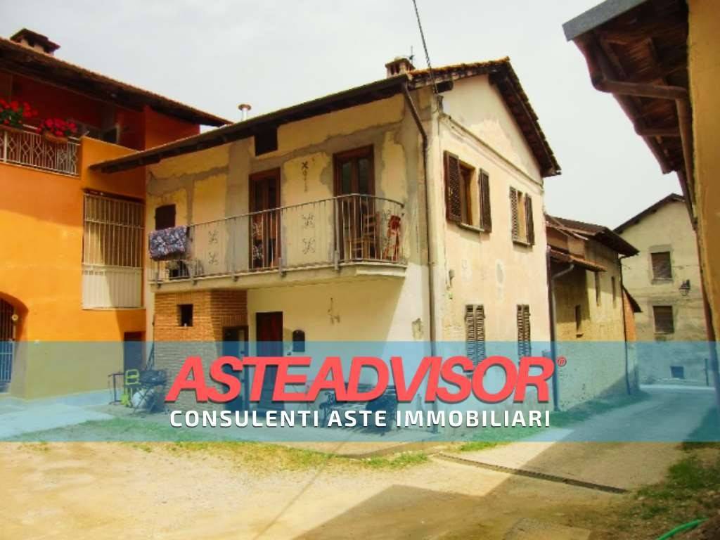 casa indipendente in vendita a Vignolo