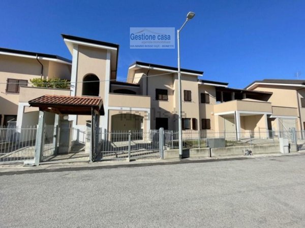 appartamento in vendita a Vignolo