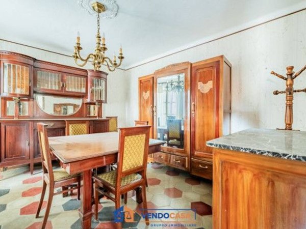 casa indipendente in vendita a Vignolo